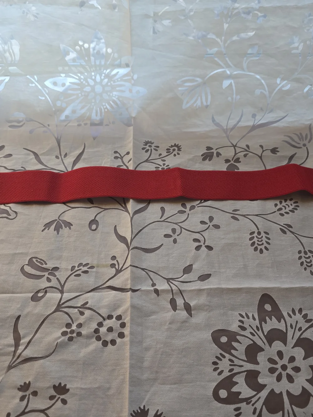 Red Elastic Waist Belt with Gold Floral Accent